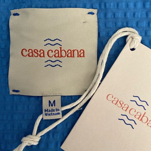 Casa Cabana Women's Button Front Shirt Crossed
Color Blue
New With Tag - Picture 6 of 6